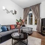Majestic 2 Bedroom In Knightsbridge Kb70